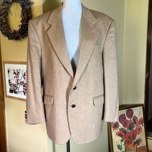 VINTAGE 60’s Genuine Camelhair 2-Button 42R Blazer Classic Tan Tufted Buttons